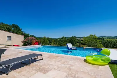 Image de Belle maison de vacances privée avec piscine privée, Wifi, Tv, terrasse et vue panoramique
