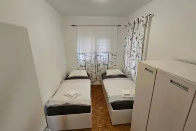 Appartement de deux chambres avec le balcon Podgora, Makarska (A-22286-a)