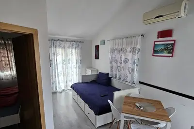 Appartement d'une chambre avec air conditionné Podgora, Makarska (A-22286-b)