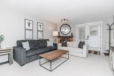Alpine Cove -  Condo in Collingwood - Sleeps 6
