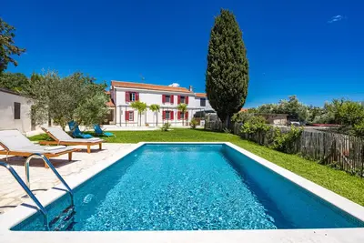 Image de Casa Mirna for 7 people near Pula with sea view & only 2 km from the sea