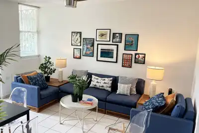 Image de Seaside Duplex Retreat With a Pool and Steps from the Beach