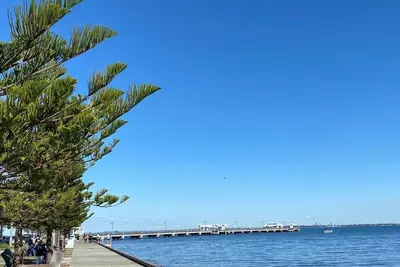 Image de Beach Side Living with city views. Halfway between the Gold Coast & Sunny coast.