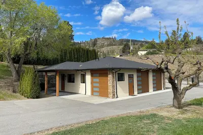 Image de Hazelnut Farm Vacation Cottage