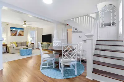 Image de Quaint Cottage - Downtown Stuart