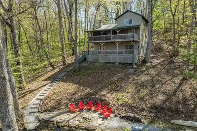 Image de Sweet Lakehouse Dreams - Family Home w/ Dock on Lake Glenville!