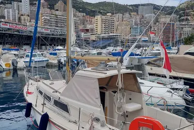 Image de Nuitées Féeriques sur Bateau Dans le Port Hercule de Monaco