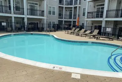 Image de Luxury 2 Bed, 2 Bath Loft in Central Location!