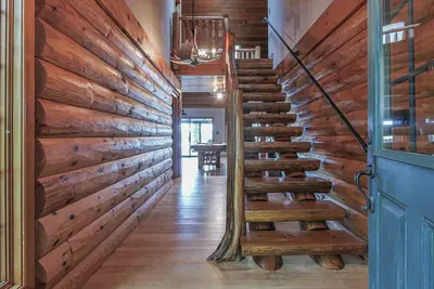 Image de Luxury Cabin on the River!