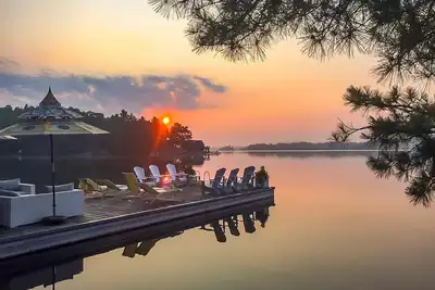 Image de 6 bed, 3 bath cottage on South Lake Joe, Privacy and sunrises!