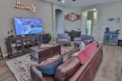 Image de Gameday or weekend getaway. Approx 6 miles from Kyle Field & Tx. A&M University