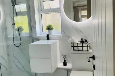 Image de Bright newly refurbished modern 1 bedroom  flat