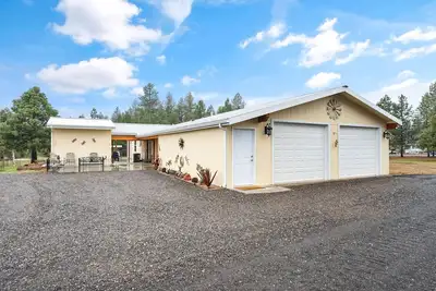 Image de Country living in a small town