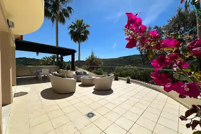 Image de Spacious Apartment in San Roque Golf Club