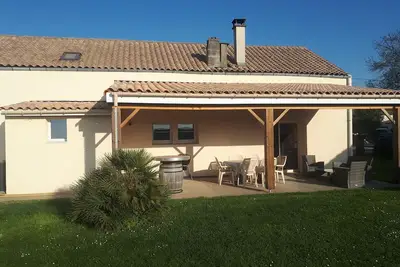 Image de 2 bedroom private vacation home in ã‰taules