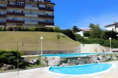 Image de Suances con garaje privado, piscina, pie de playa