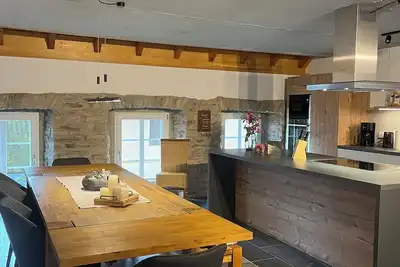 Image de Gemütliches Ferienhaus für Große Familien und Gruppen