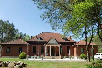 Image de 500 sqm villa on 8, 000 sqm of land, 2000 m from the beach