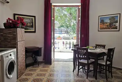 Image de 1 Bedroom Apartment in Mondello