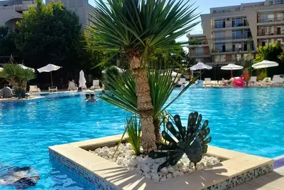 Image de Gemütliches Studio Parterre in der Nähe vom Meer im Grand Kamelia Sonnenstrand