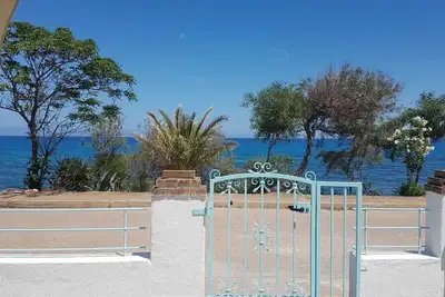 Image de Sea Front Cottage With Beautiful View - Relaxing Vacations