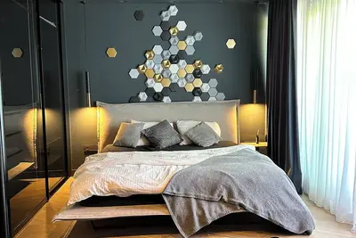 Shades of Cluj Napoca-A unique two bedroom apartment perfect for any occasion.