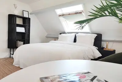 Image de Guesthouse at the Amstel river. 2 Private rooms + bathrooms. Close to Amsterdam.