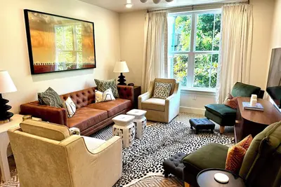 Image de The Vault - Perfect Location!