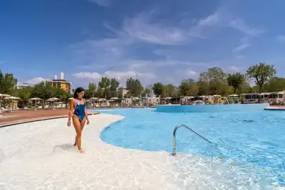 Image de Rimini Family Village Lodge Deluxe für 5 Personen