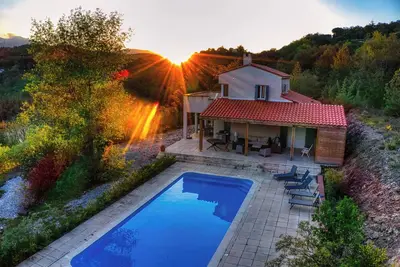 Image de Mas Tessa  à 15 min de Céret 4 chambres 8 personnes 2 salles de bain
