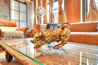 Image de Exquisite Loft Super Central Old Montreal