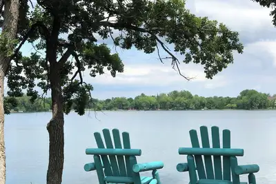 Image de Cozy lake cabin minutes from all the Ottertail Lake area has to offer.