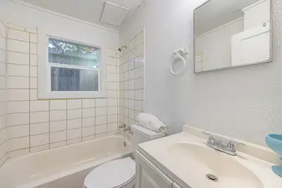 Image de Cozy Baby Blue Hideaway