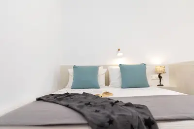Image de Exquisite Naxos Suite | Delux Junior Suite | Private Balcony |  Steps Away from Main Square  |  Saint George