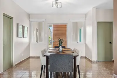 #3 - Charming Spanish Colonial Apartment - Miramar