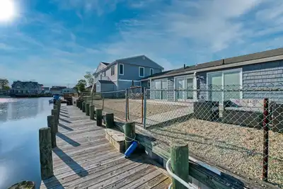 Image de Waterfront Vacation Rental in Mystic Island