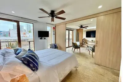 Image de Most convenient location, near to mostly everything you want!