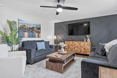 Image de 3 Bedroom Edgebrook Ranch Escape