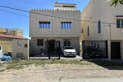 Image de Immaculate 4-Bed Villa in Tangier