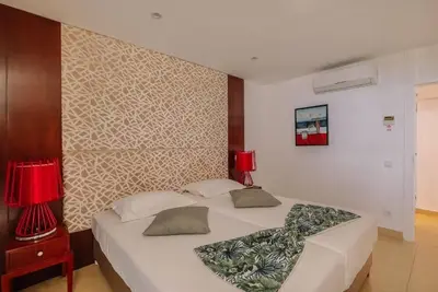 Image de Comfort by the Beach! 1br Apartment w/ Kitchenette, Walk to the Beach | 4 Units