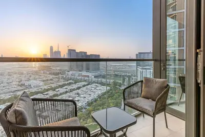 Image de Stylish 1br Family Stay with Balcony, Gym, and Pool Access