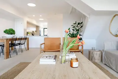 Image de Pooch Friendly Sunrise Beach 3br w/ Views