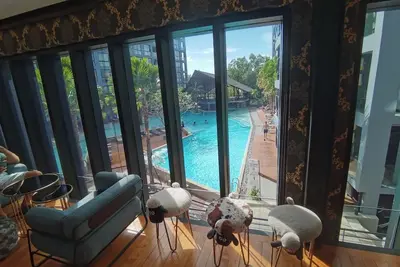 Image de A cozy condominium with picturesque views. The beach is within walking distance.