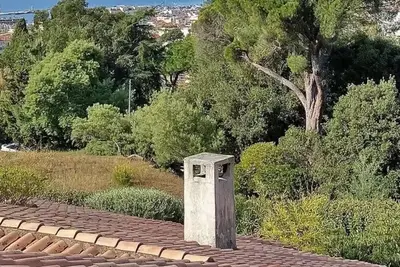 Image de A 18 Minutes du Centre Ville, Appartement- Villa Avec Piscine Privée, vue mer