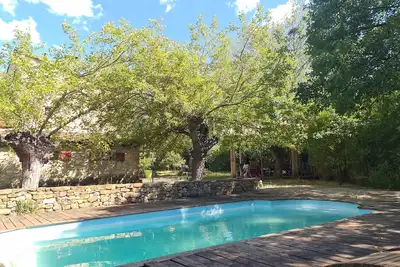 Image de 3 bedroom agritourism property in gailhan