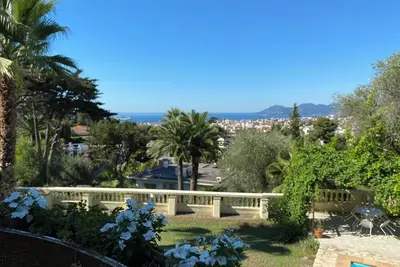 Villa Provençale, Piscine, Tennis Privé, vue Panoramique Cannes, Esterel,