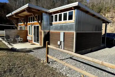 Image de Atv TrailCamp: Kelly's Quarters-- Just seconds from the Hmt Pocahontas Trailhead!