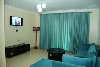 Serene cozy space in Entebbe. Close to airport and mall.