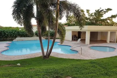 Image de Gated Complex, Pool, Balcony, Near Attractions
