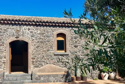 Image de Casa Varanni, Antico Palmento Restaurato: Rural Chic tra i Vigneti Dell'etna